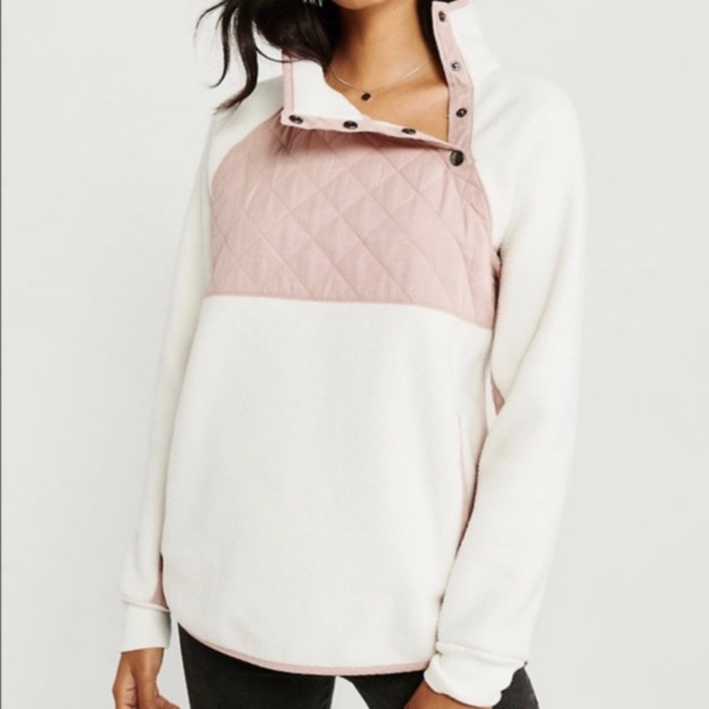 Abercrombie & Fitch Asymmetrical Snap-up Fleece